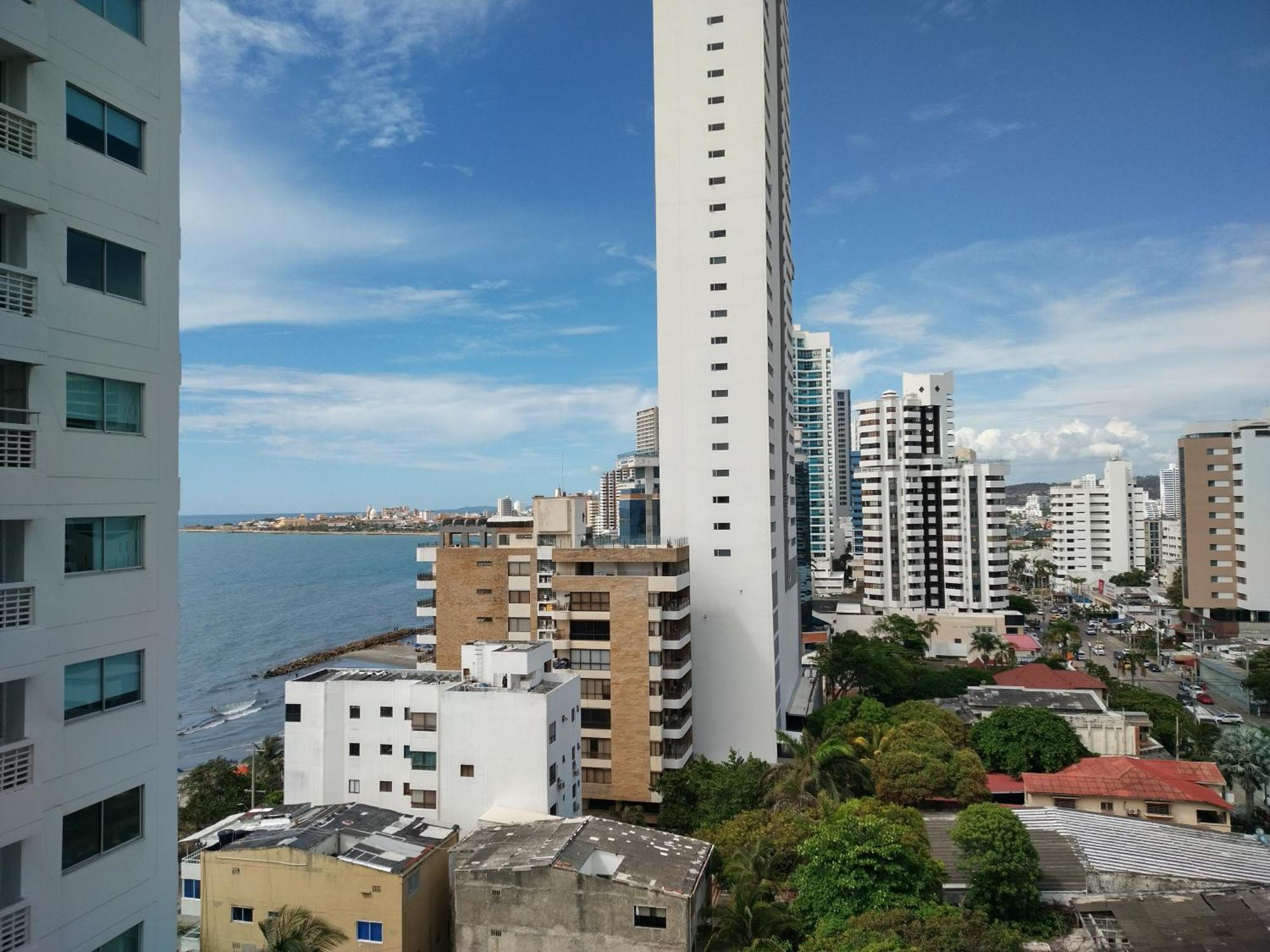 Apartamento Hermoso Apto, Vista Parcial Al Mar Y Al Centro Histórico De De Indias Cartagena